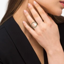 Pearl<LAGOS Circle Pearl Statement Ring